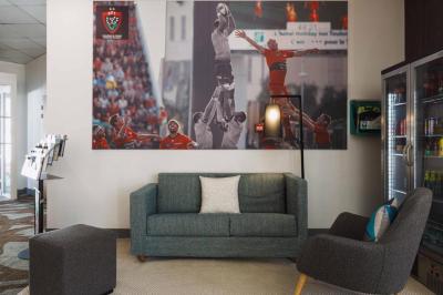 Holiday Inn Toulon City Centre by IHG 3 Holiday Inn Toulon City Centre by IHG 3