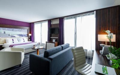 Holiday Inn Toulouse Airport by IHG 5 Holiday Inn Toulouse Airport by IHG 5