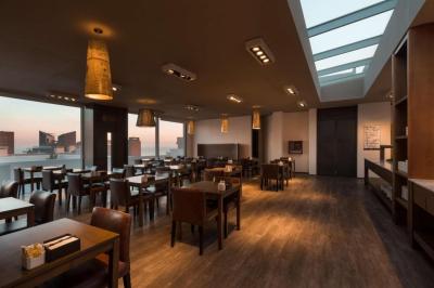 Esplendor Wyndham Montevideo Cervantes 4 Esplendor Wyndham Montevideo Cervantes 4