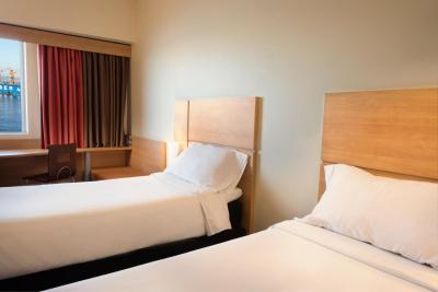 ibis Valparaiso 4 ibis Valparaiso 4