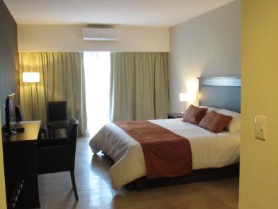 Howard Johnson Chascomus Hotel 9 Howard Johnson Chascomus Hotel 9