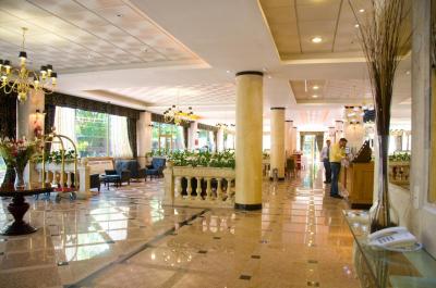 Ramada Wyndham Buenos Aires Hotel 8 Ramada Wyndham Buenos Aires Hotel 8
