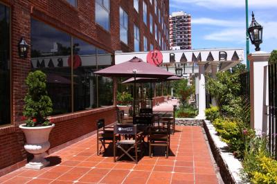 Ramada Wyndham Buenos Aires Hotel 2 Ramada Wyndham Buenos Aires Hotel 2