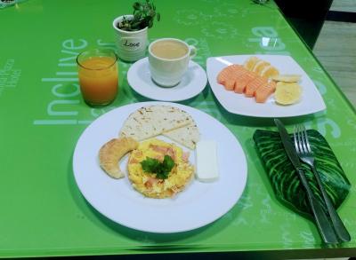 Hotel Sixtina Plaza Medellin 2 Hotel Sixtina Plaza Medellin 2