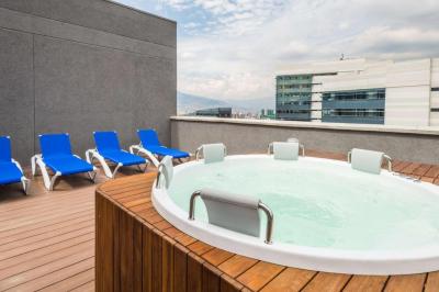 Hampton Hilton Medellin Hotel 2 Hampton Hilton Medellin Hotel 2