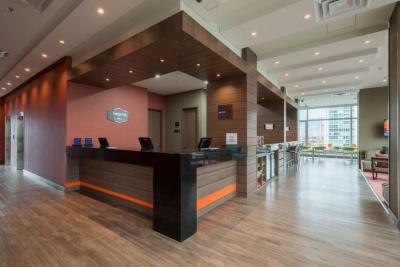 Hampton Hilton Medellin Hotel 8 Hampton Hilton Medellin Hotel 8