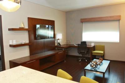 Holiday Inn Express & Suites Mexicali by IHG 8 Holiday Inn Express & Suites Mexicali by IHG 8