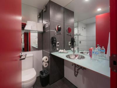Ramada Encore Wyndham Queretaro Hotel 3 Ramada Encore Wyndham Queretaro Hotel 3