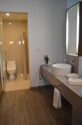 Plaza Camelinas Hotel 9 Plaza Camelinas Hotel 9