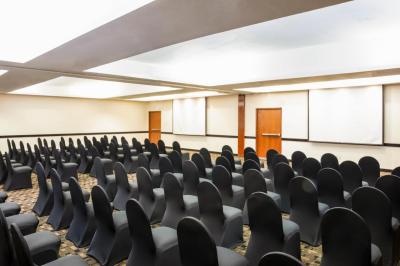 Fiesta Inn Express San Luis Potosí Oriente 10 Fiesta Inn Express San Luis Potosí Oriente 10