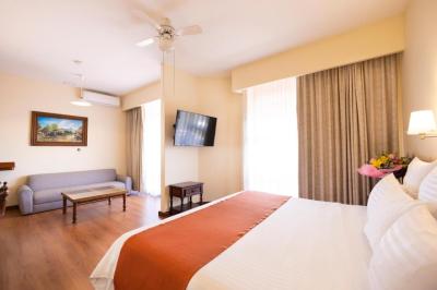 Plaza Uruapan Hotel 4 Plaza Uruapan Hotel 4