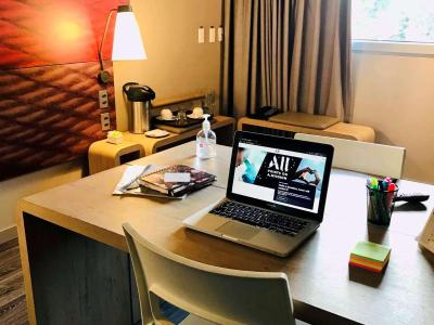 Hotel Ibis Cali Granada 8 Hotel Ibis Cali Granada 8