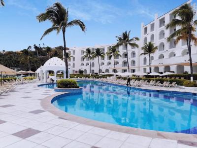 Sierra Mar All Inclusive at Tesoro 3 Sierra Mar All Inclusive at Tesoro 3