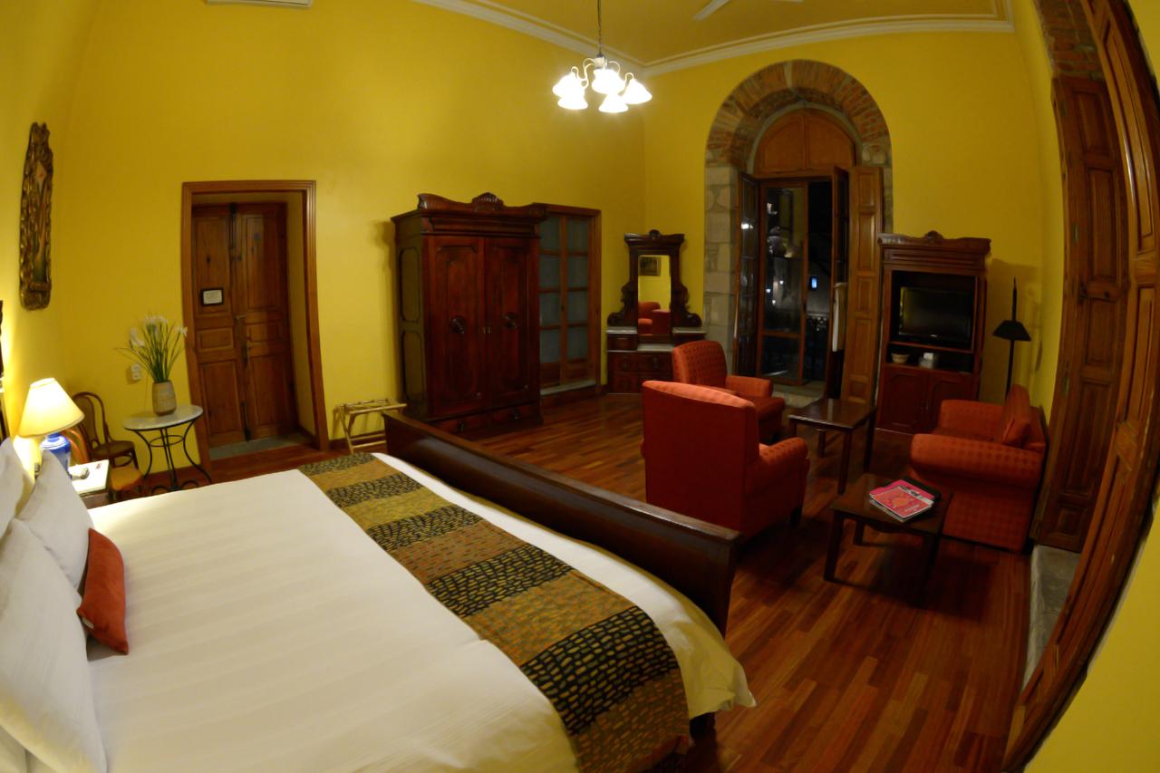 Hotel Los Juaninos - Morelia - Hotel WebSite
