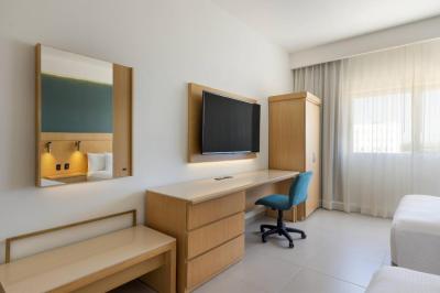 Hotel Courtyard Marriott Cancun Airport 8 Hotel Courtyard Marriott Cancun Airport 8